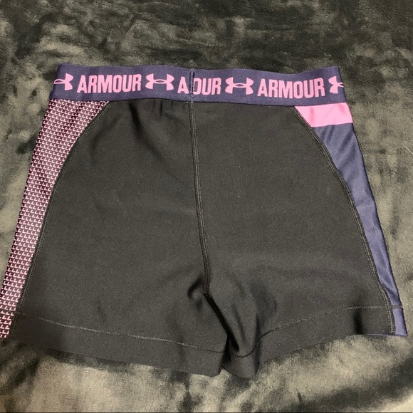 Under Armour shorts - Picture 2 of 3